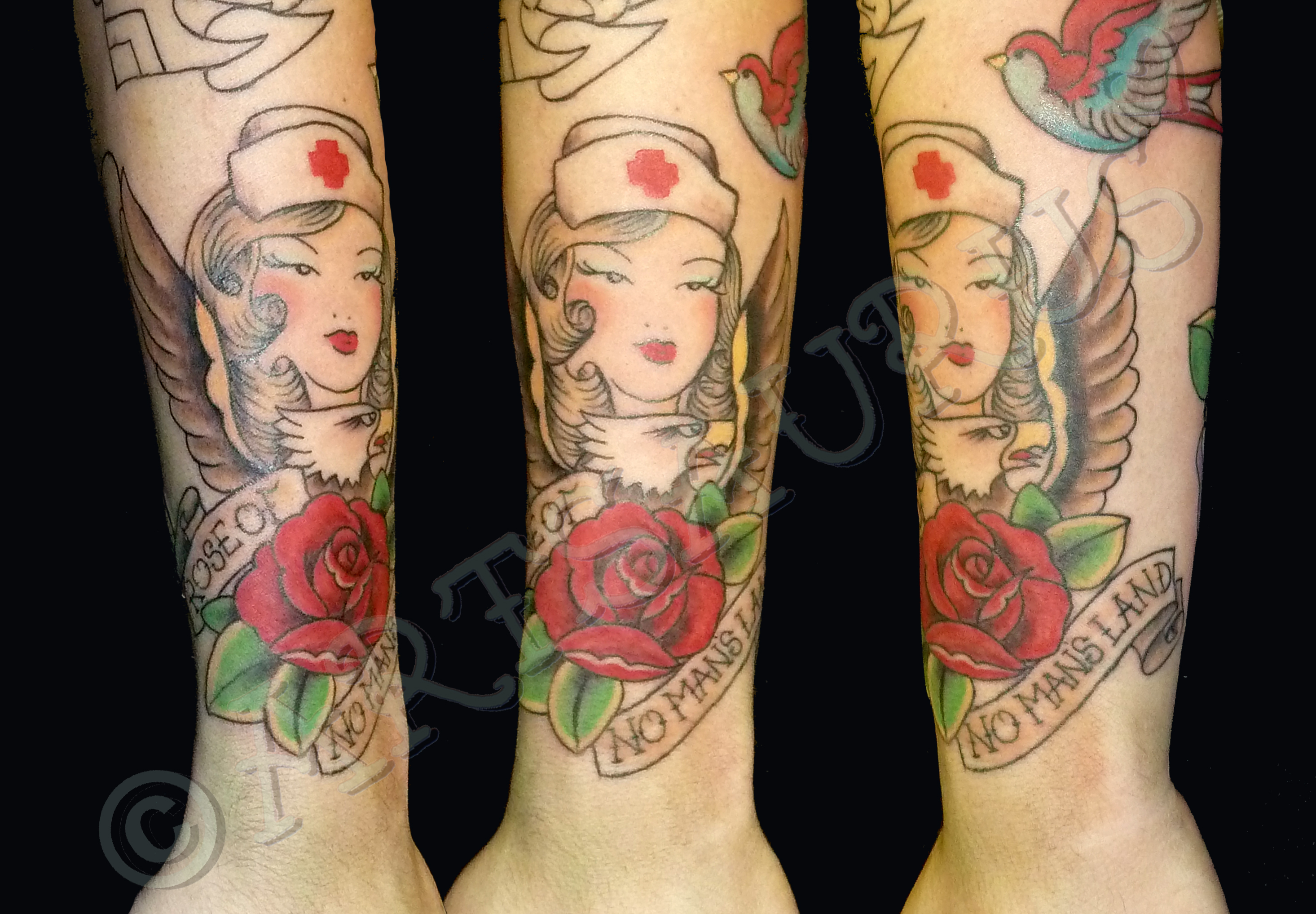Do nurse dress codes allow tattoos to be shown? – Dress A Med